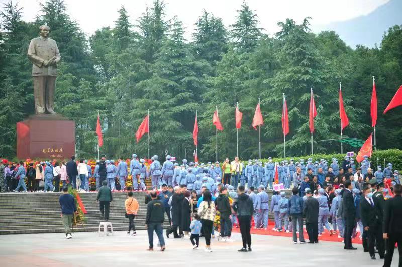 韶山研学旅行基地-红色研学方案-追寻伟人足?！ご泻焐?></a></div>
                  <div   id=